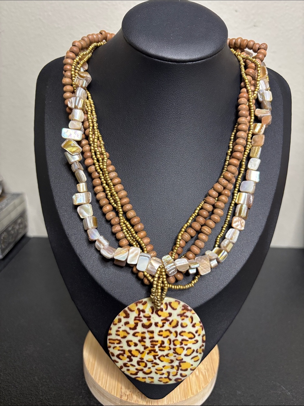 Boho Beaded Multi-Strand Necklace Mother of Pearl Leopard Print Pendant